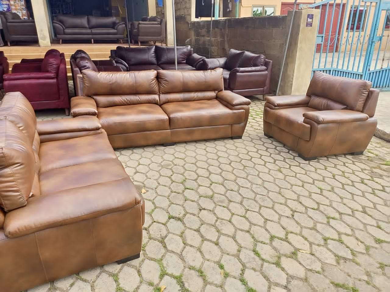 Set of turkey couch